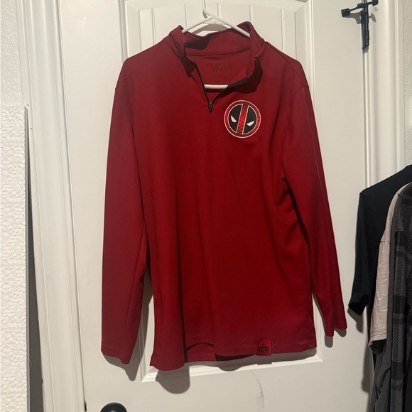 Marvel Red Deadpool Kids Quarter-Zip Sweatshirt - Picture 1 of 1